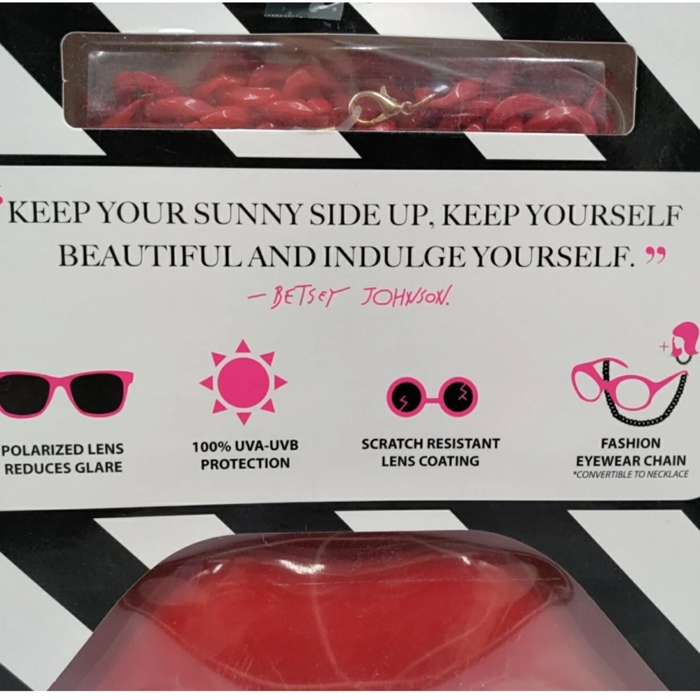 Betsey Johnson XOXO Metal Sunglasses Case & Chain Black And White NIB - Picture 10 of 13